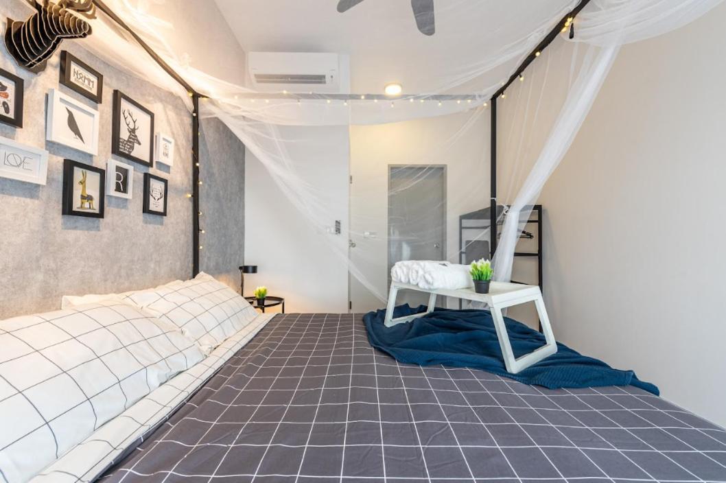 M-vertica Sunway Velocity Cheras By Luvit Apartment